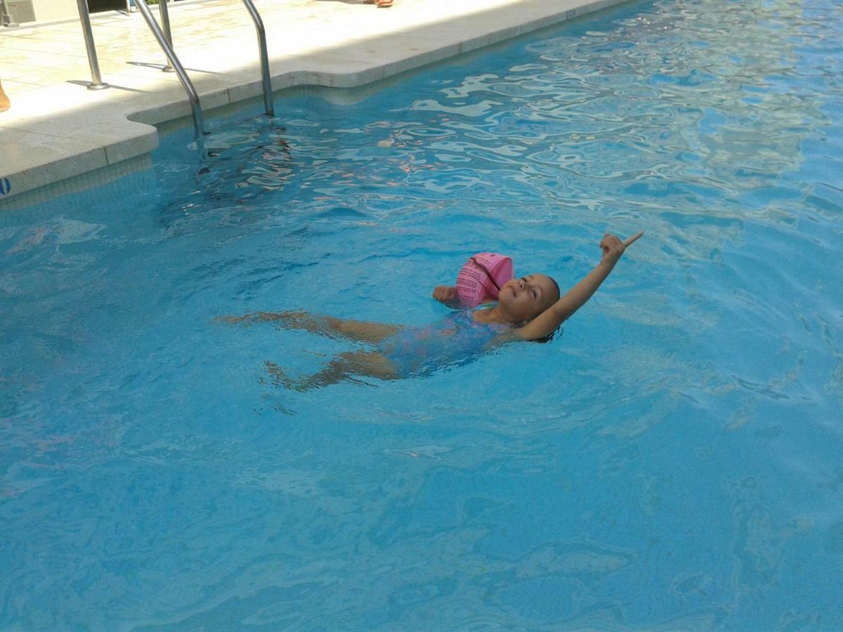Lejlighed On The Beach! Frente Al Paseo Maritimo, Parking Y Piscina